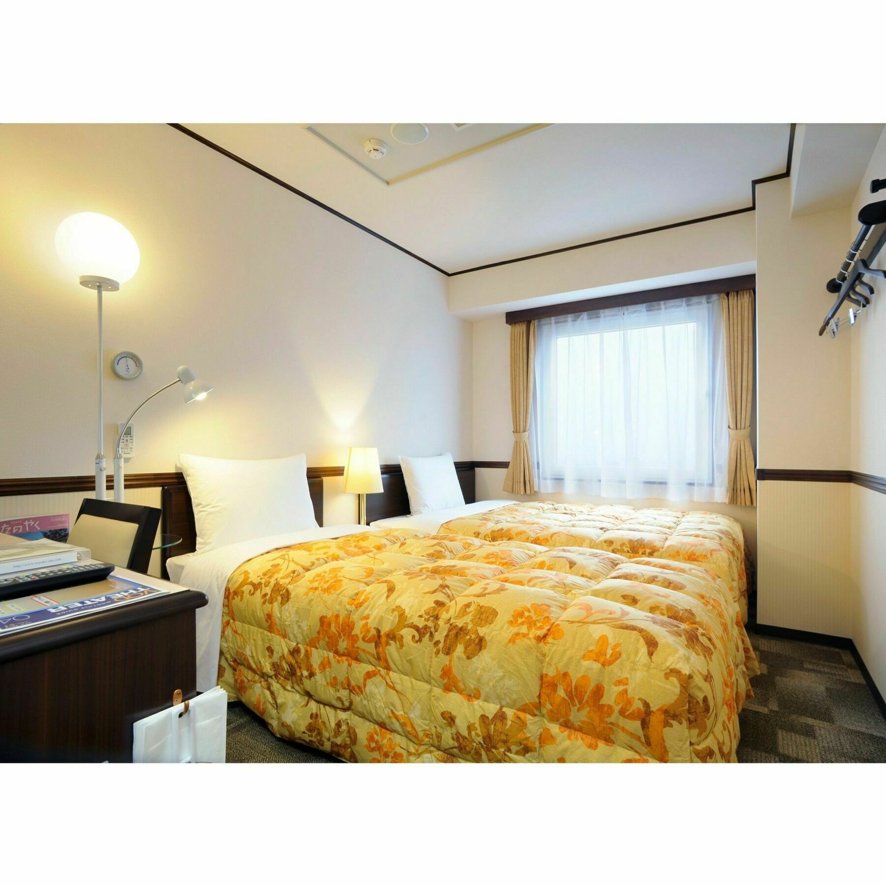東横inn東京 大手町a1 ホテル 3*